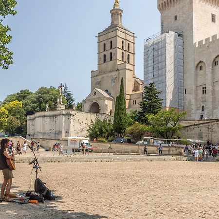 Camping Les Avignon - La Laune فينوف ليز أفيجْنْ المظهر الخارجي الصورة